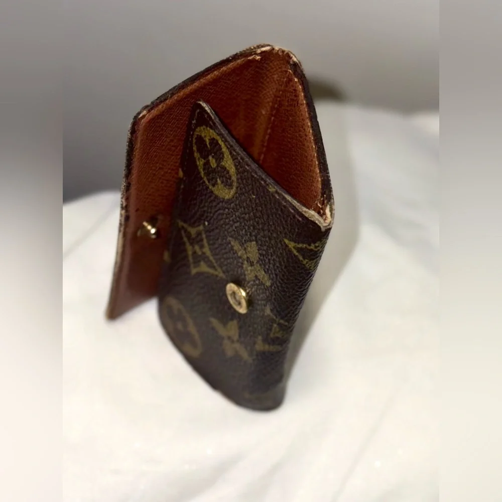 LOUIS VUITTON MONOGRAM KEY HOLDER / WALLET - Picture 12 of 16